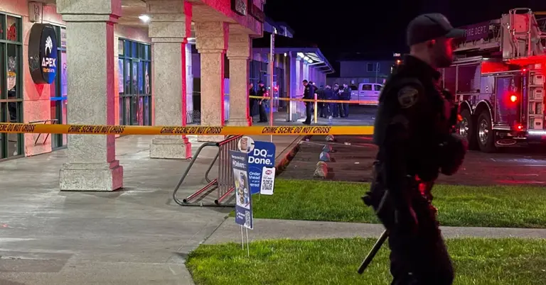 বন্দুক হামলা